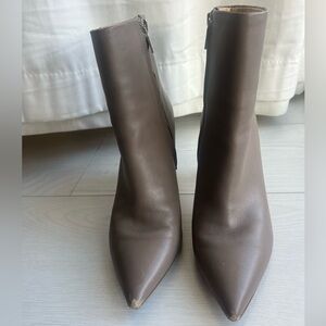 Marc Fisher womens Ulani Ankle Boot Grey